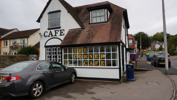 PORTISHEAD, SOMERSET – CAFE WITH ACCOMMODATION ABOVE, LEASEHOLD £69,950  –  REF VC393S